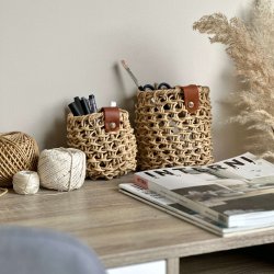 Handgewebter Korb aus recyceltem Papier, Natur