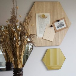 Hexagonal 42 cm. Oak Magnetic board