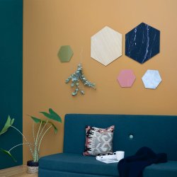 Hexagonal 42 cm. Oak Magnetic board