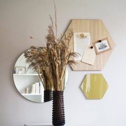 Hexagonal 42 cm. Oak Magnetic board