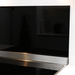 100 x 50 cm. Black magnetic Splashback
