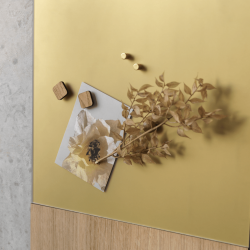 40 x 60 cm. Glas gold matt/Eichenfurnier Magnettafel