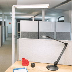 LED-Stehlampe mit Sensor, Wei, MAULsenja