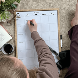 40 x 60 cm. Whiteboard Week Planner with Wood Frame English