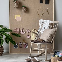 180 x 120 cm. Hessian opslagstavle med trramme