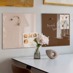 45 x 45 cm. Hellrosa magnetische Glastafel